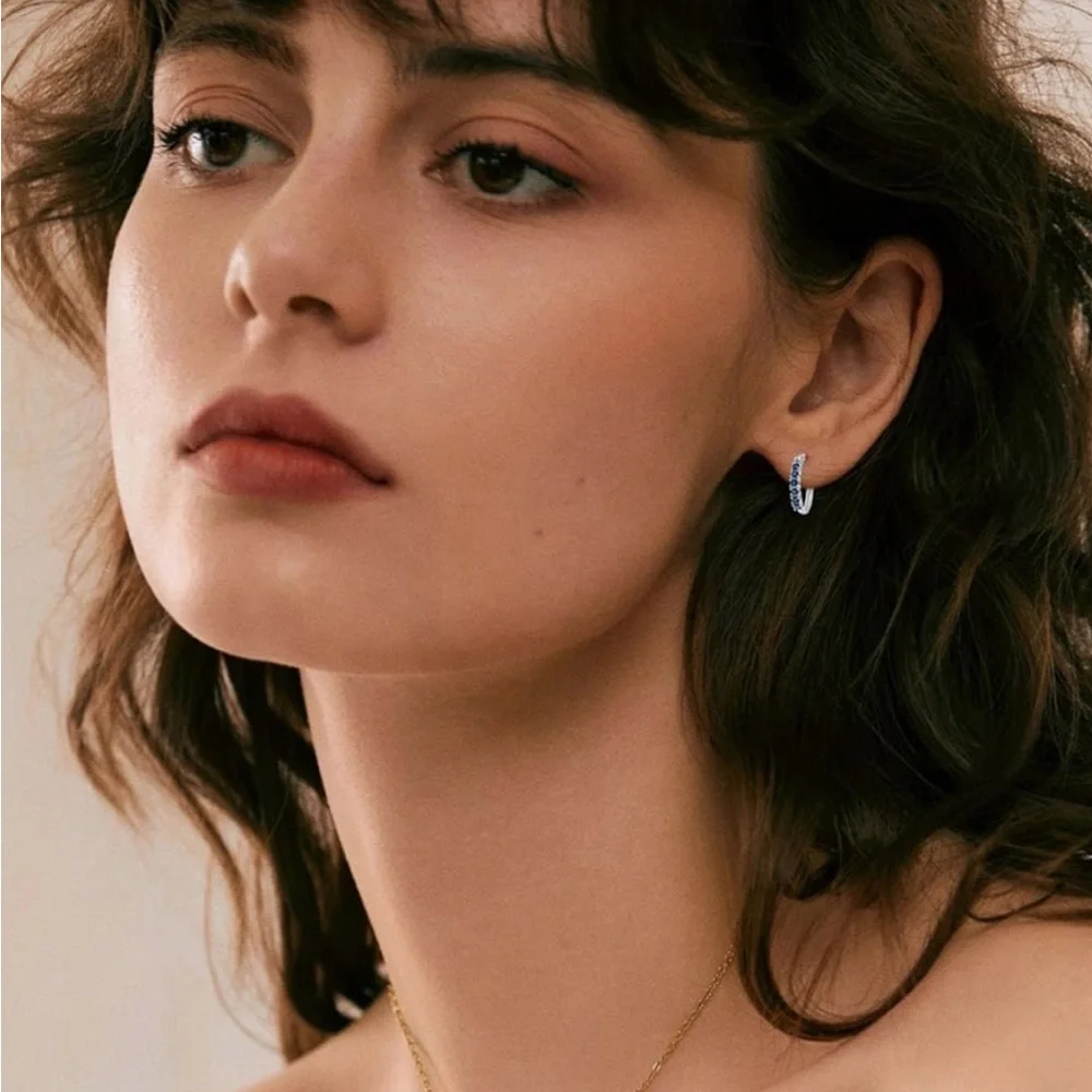 Sterling Silver Cubic Zirconia earrings - Picture 3 of 3